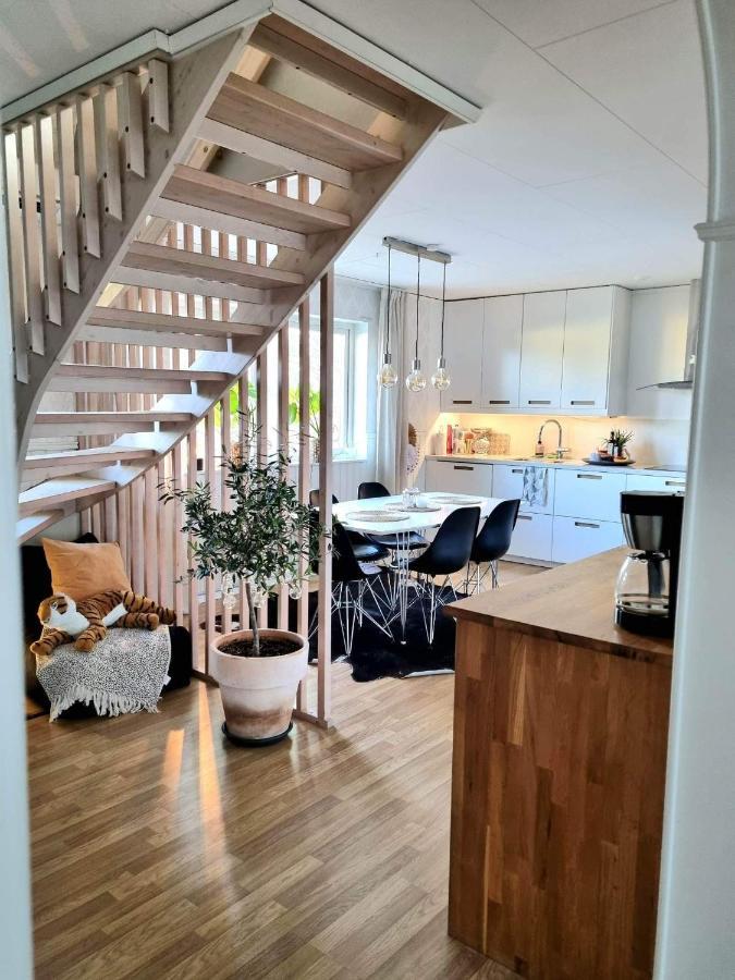 Hus I Lugnt Omrade, 15 Min Fran Oerebro Vila Vintrosa Exterior foto